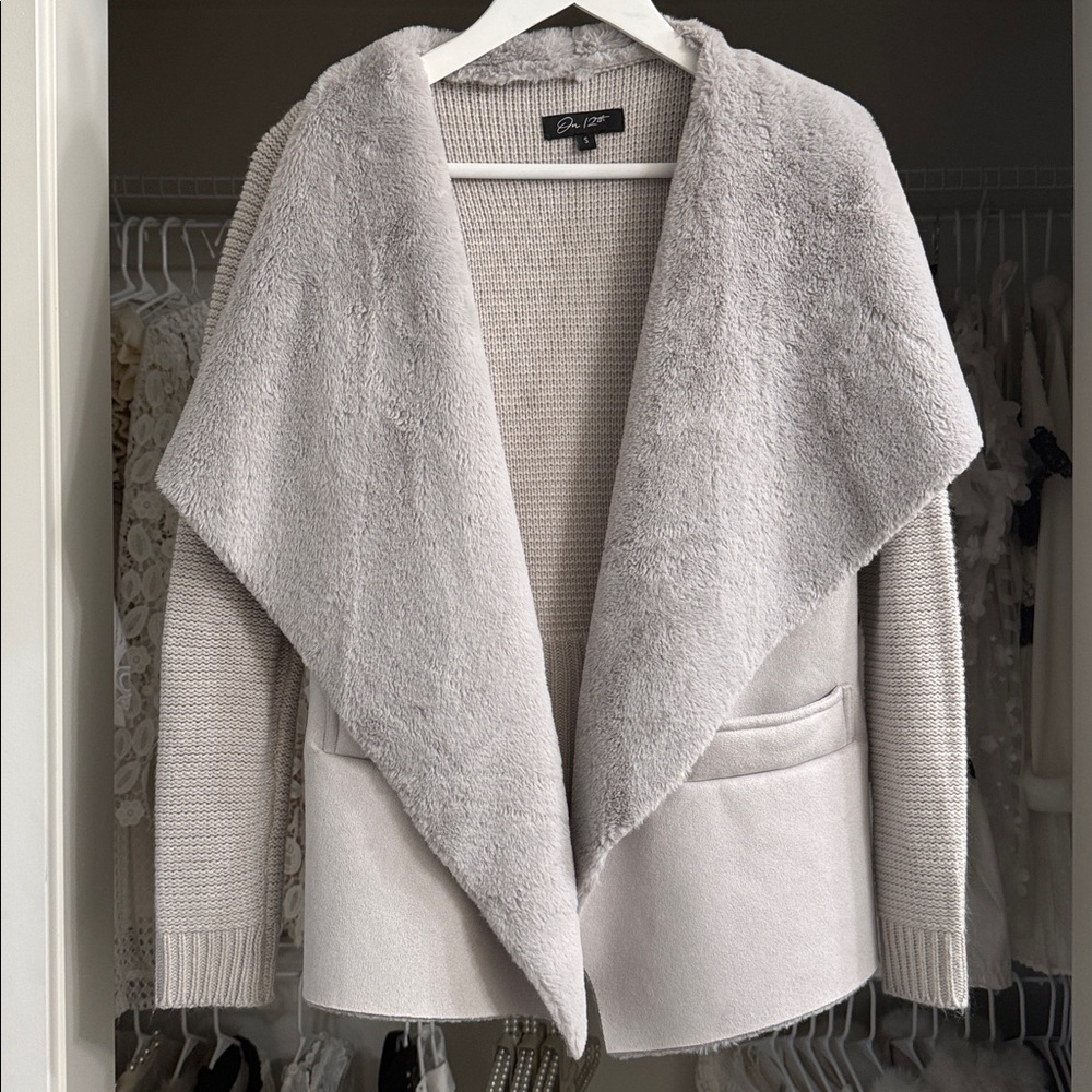ON 12TH Luxe Sherpa Suede Gray Chunky Knit Sweater Jacket with Pockets SMALL - Picture 2 of 10